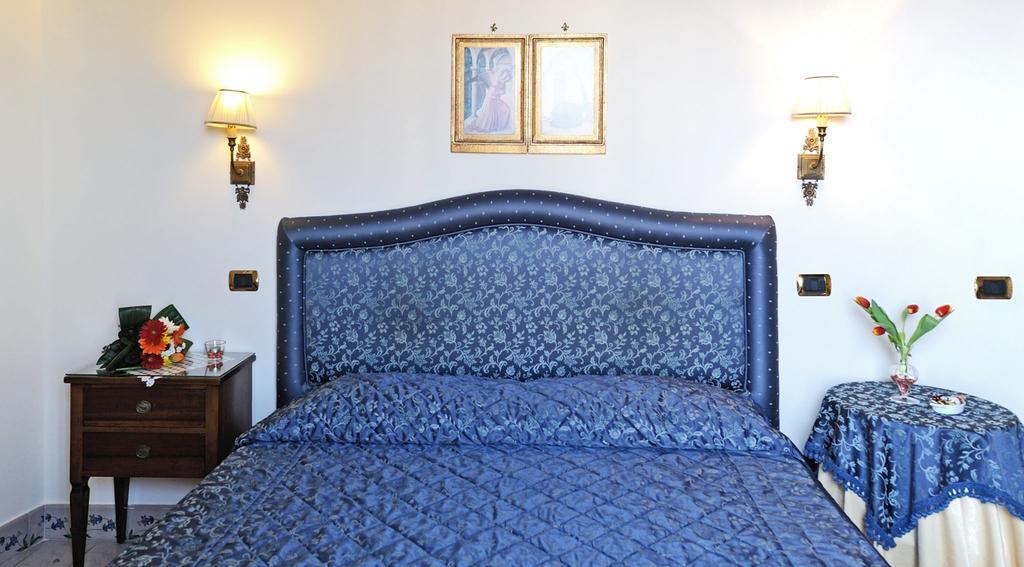 Residenza Del Duca Amalfi Rom bilde